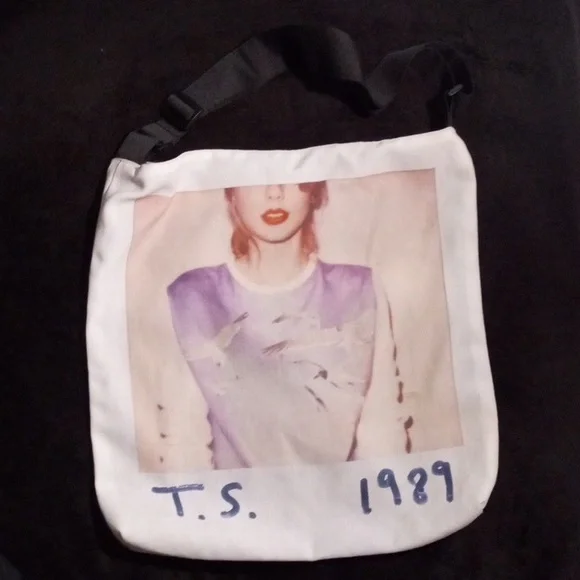 Taylor Swift | Bags | Taylor Swift Ts 989 Album Cover Collectors